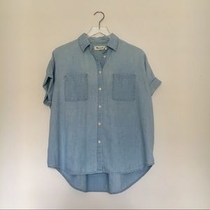 Madewell Chambray Courier Denim Button Down Shirt